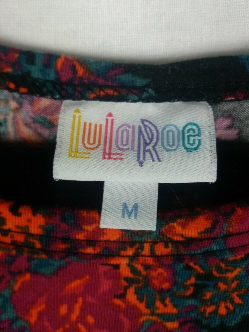 Lularoe Simply Comfortable Dress Flower Clusters Black Stretchy Hi Lo - Picture 6 of 7